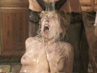 Rocco, MÃ¡s Que Nunca, Laura Turner & Lisa Ward